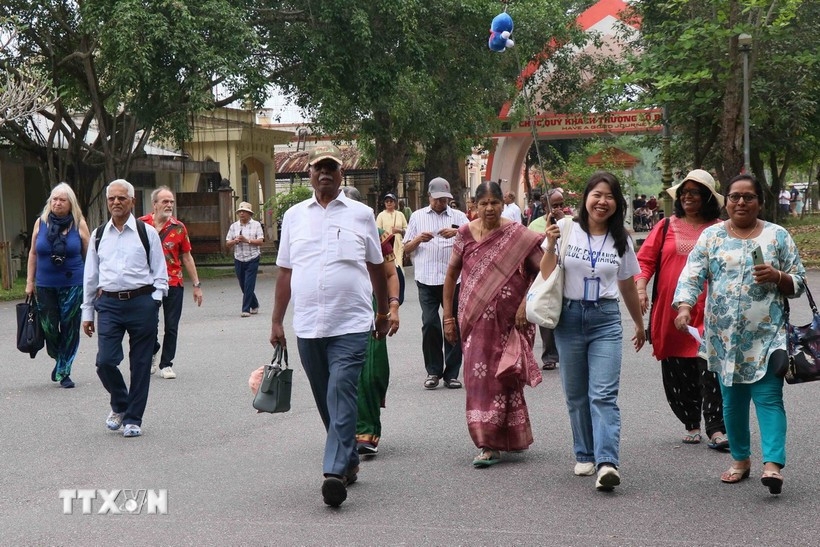 India explores ways to boost tourism links with Vietnam